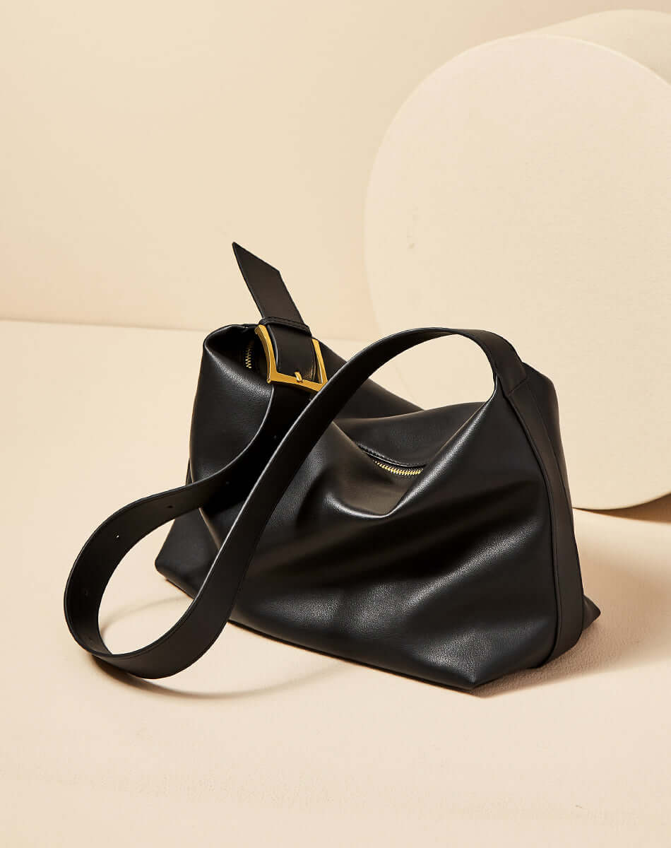 Sleek Retro Leather Tote Bag